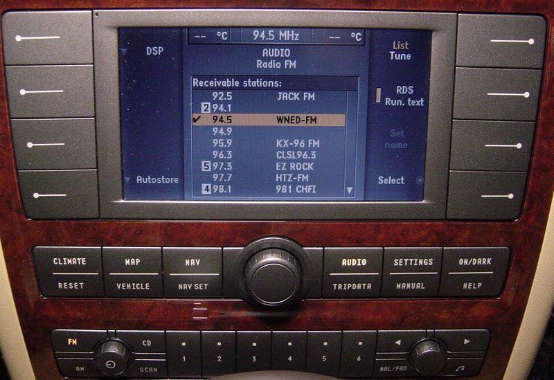 Ремонт навигация VW Phaeton снимка