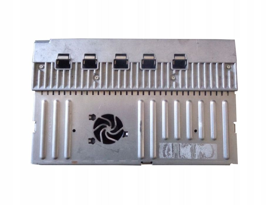 Ремонт усилвател Mercedes W221 Harman Kardon